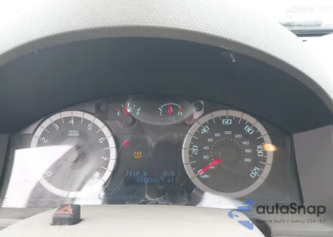 2010 Ford Escape Xlt z USA, uszkodzony, nr VIN 1FMCU9D77AKD37005